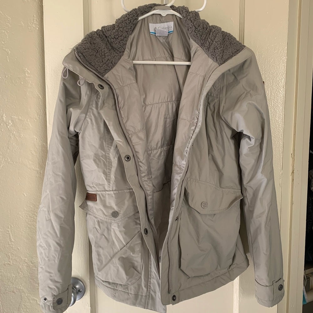 Columbia Grandeur Peak Jacket size XS in FlintGrey
